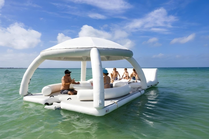 Как зарабатывать на аренде палаток на воде: бизнес-модель и примеры