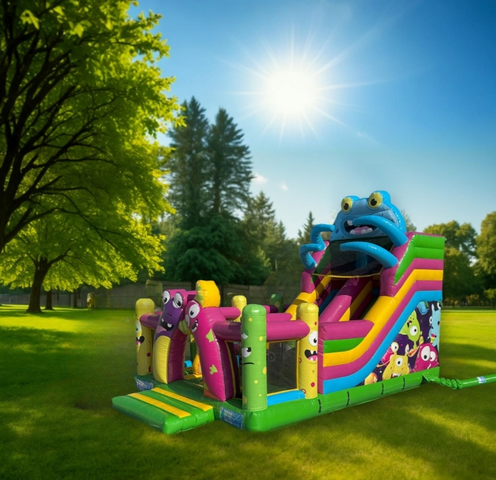 Сезонный бизнес с нуля: сколько стоит открыть точку с надувным батутом в 2025 году?