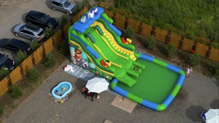 Надувной аквапарк Амазонка для городского пляжа в Абакане