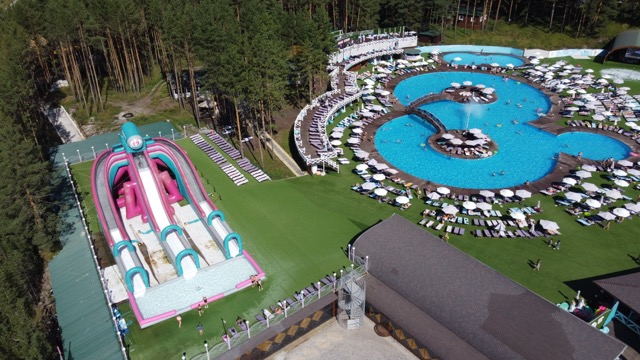 Надувная водная горка 