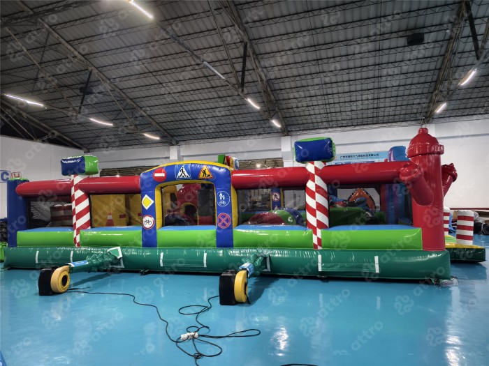 Надувной батут "Центральная площадь" 10*6*2 м