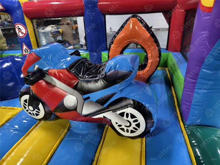 Надувной батут "Центральная площадь" 10*6*2 м