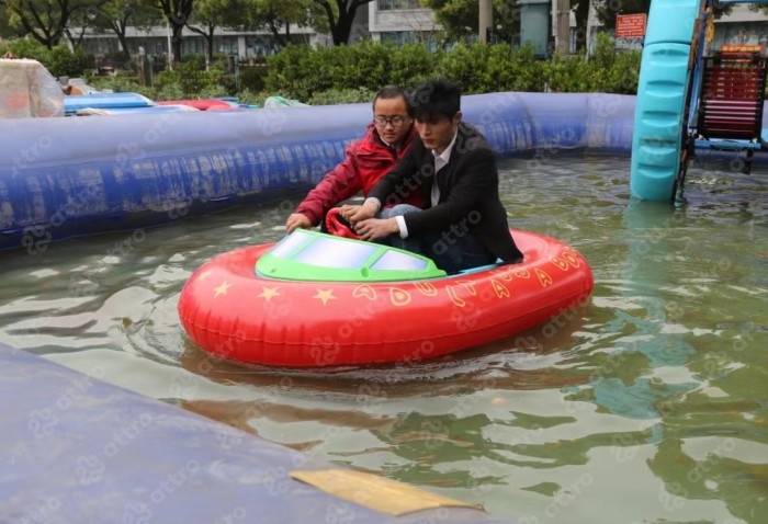 Бамперная лодочка двухместная