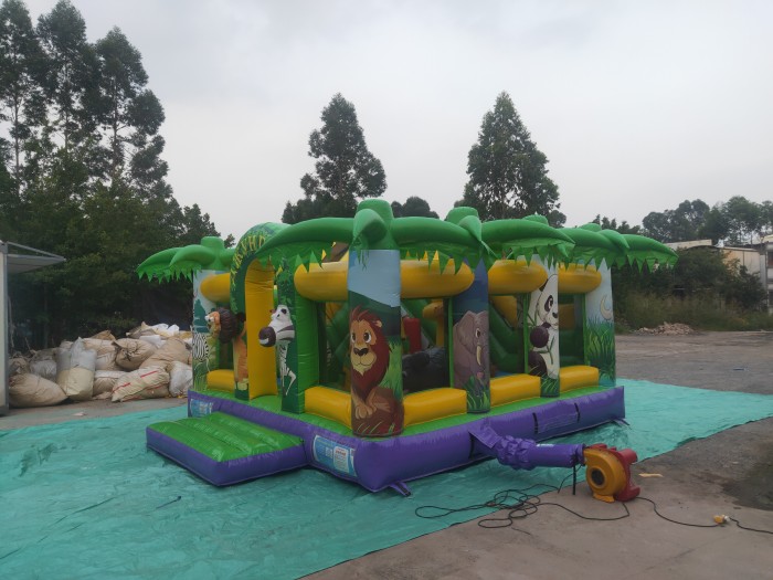  Надувной батут "Сафари Джунгли" 5*5*3,2 м