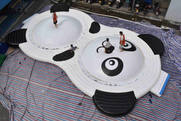 Надувная зона отдыха на воде "Панда" 14*8*1,2 м     