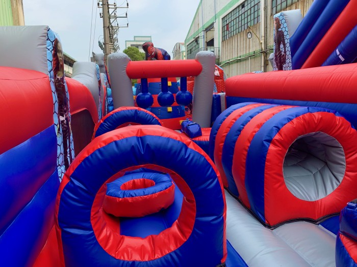 Всесезонный надувной батут «Спайдермен» 12,5*10*10 м