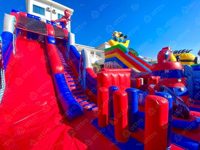 Надувная горка "Спайдермен" 12*8*9,3 м Б/У