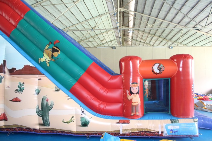 Надувной батут "Индиан" 7*4*5 м