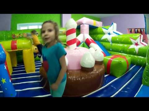 Надувной батут "С Днем Рождения" 6*5*2.8 м