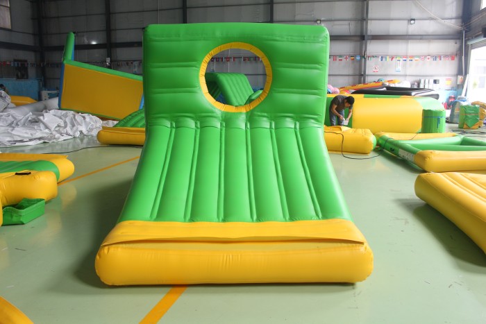 Надувной аквапарк "Спорт парк 60" 25*24 м