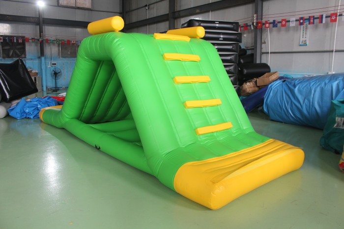 Надувной аквапарк "Спорт парк 60" 25*24 м