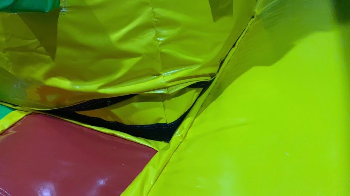 Надувная горка "Сафари Джунгли" 6,5*3,5*3 м