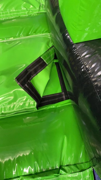 Надувная горка "Парк монстров" 18*9*5,5 м