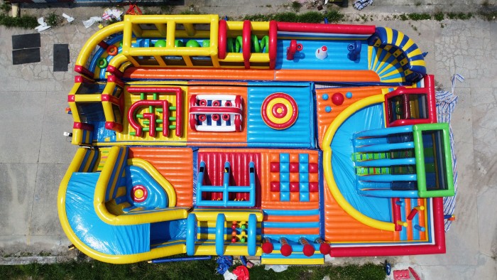 Надувной батутный парк "Игро парк"  23,6*15*4,75 м