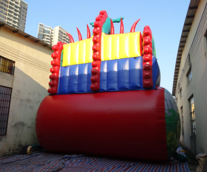 Надувная горка "Дракон" 12*7*8,5 м