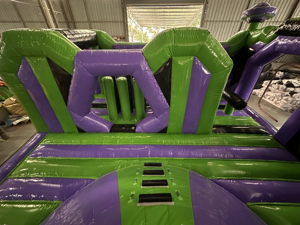 Надувная горка 
