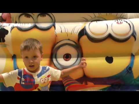 Надувной батут "Гадкий Я" 5*5*2,5 м