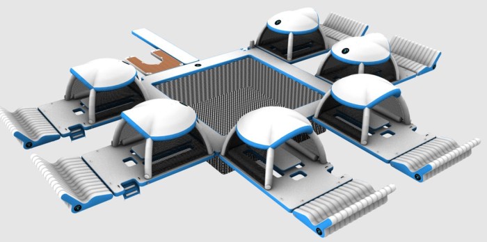 Надувной комплекс на воде 