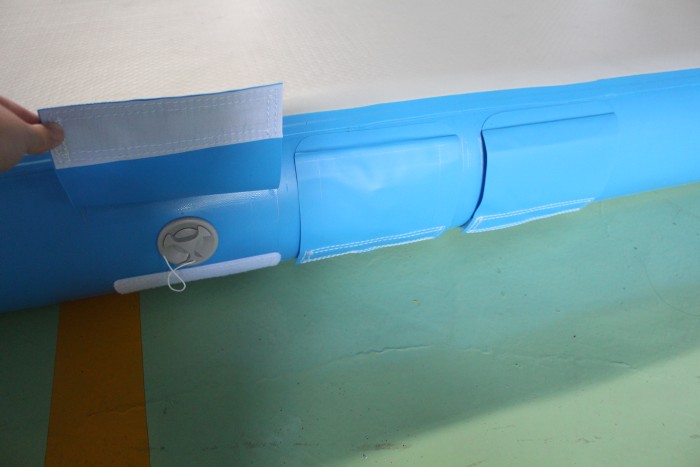 Надувной комплекс на воде 