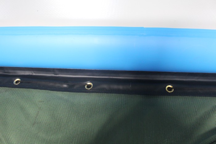 Надувной комплекс на воде 