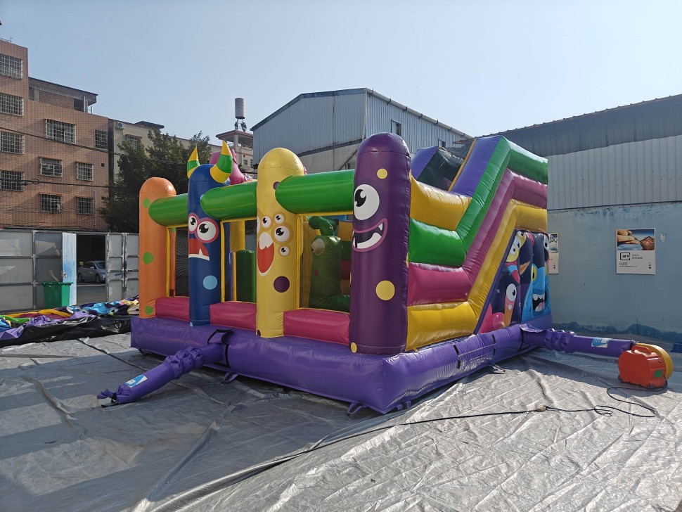 Надувная горка 