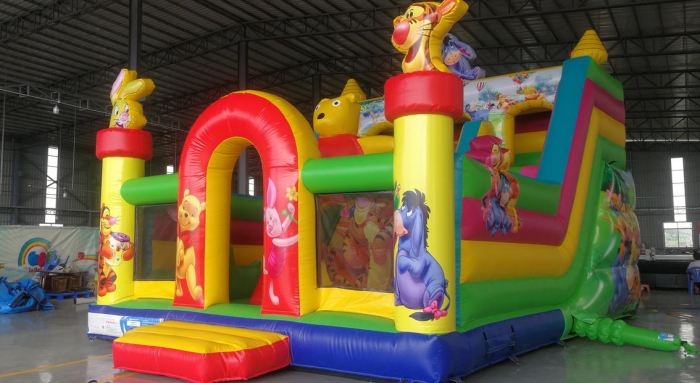Надувной батут "Винни-Пух" 8*6*5,8 м