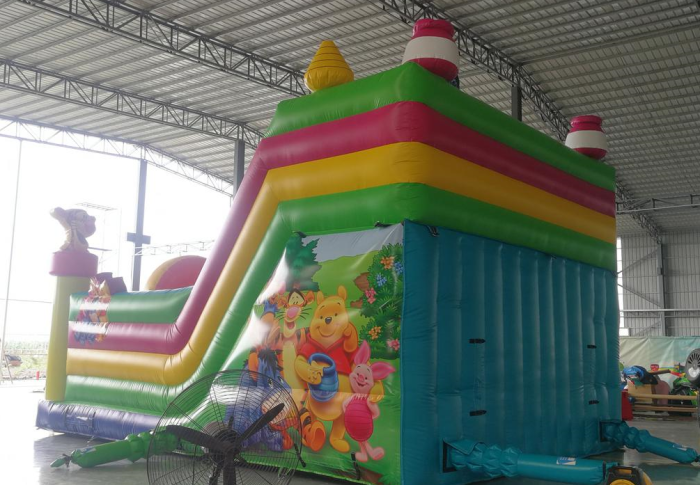 Надувной батут "Винни-Пух" 8*6*5,8 м