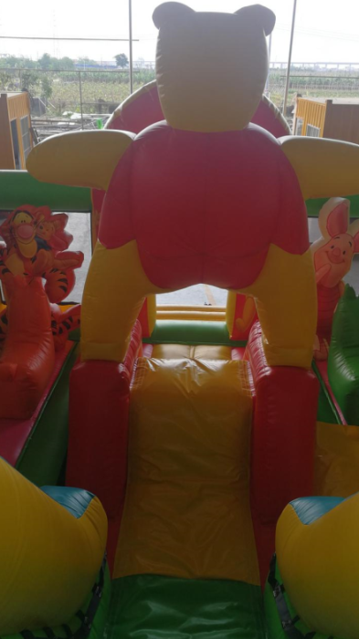 Надувной батут "Винни-Пух" 8*6*5,8 м