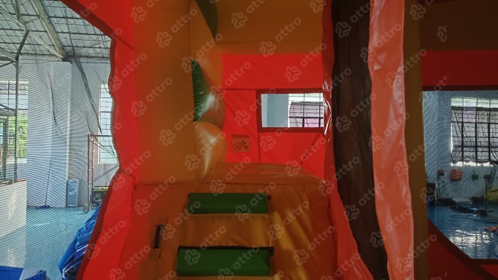 Надувная горка "Джунгли" 4*4*4,1 м