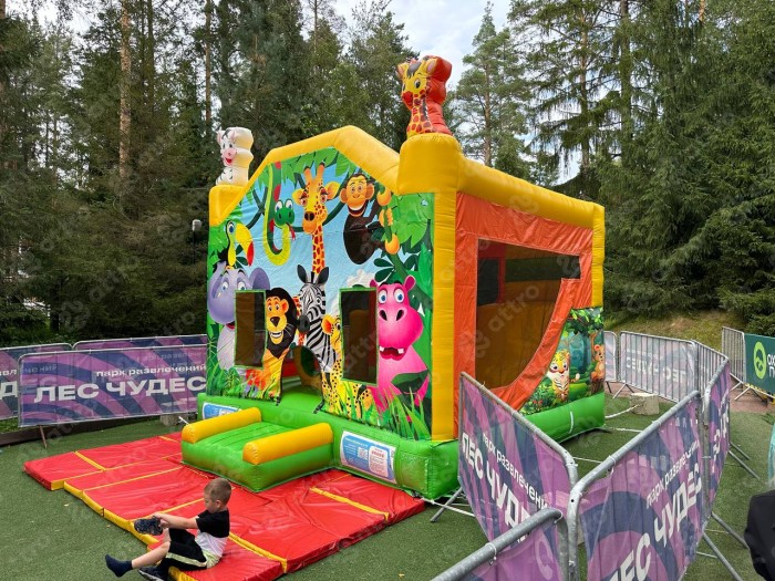 Надувная горка "Джунгли" 4*4*4,1 м