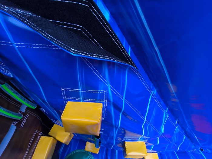 Надувной батут "Пиратская гавань" 8,5*7*5,3 м