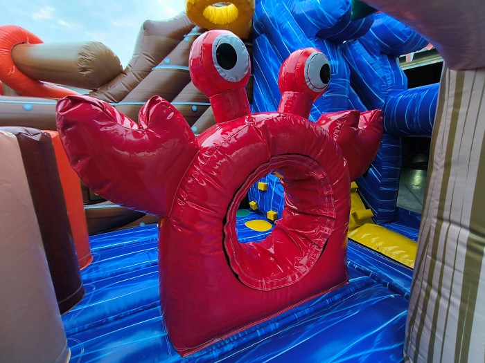 Надувной батут "Пиратская гавань" 8,5*7*5,3 м