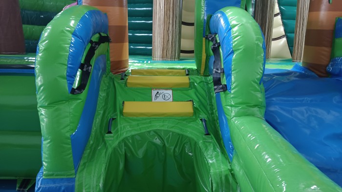 Надувной аквапарк "Пристань Джунгли" 20*15*8,6 м