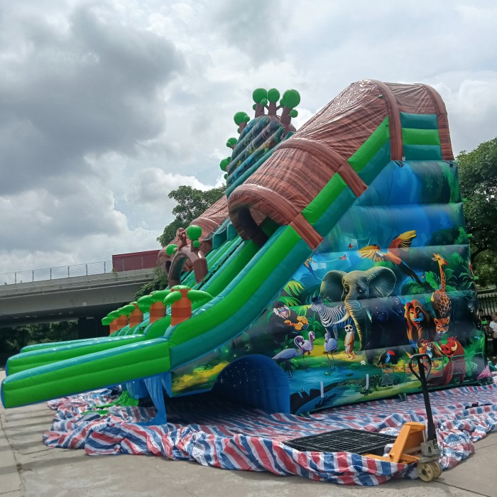 Надувной аквапарк "Пристань Джунгли" 20*15*8,6 м