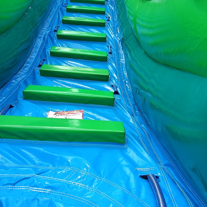 Надувной аквапарк "Пристань Джунгли" 20*15*8,6 м