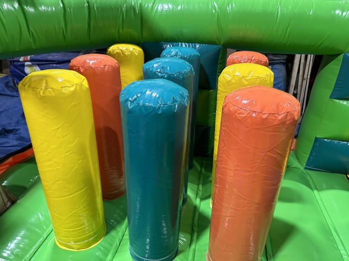 Надувной батут "Тропический лес" 5*4,5*4,2 м  