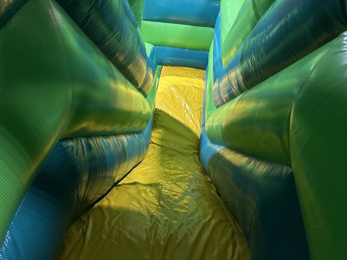 Надувной батут "Тропический лес" 5*4,5*4,2 м  