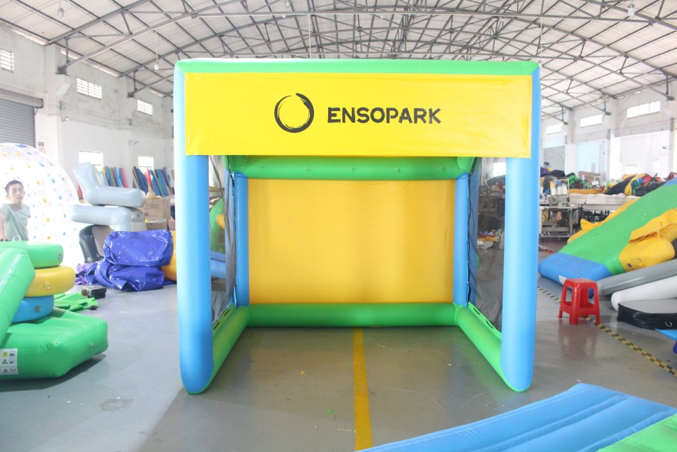 Надувной пляжный тент 