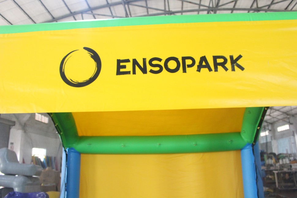 Надувной пляжный тент 