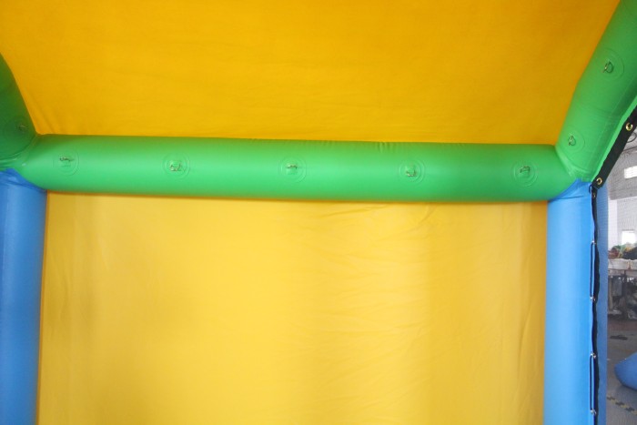 Надувной пляжный тент "Beach Tent" 2,75*2,1 м