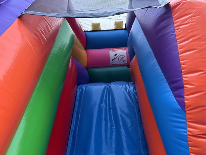 Надувная горка "Супергерои" 5*5*3,4 м 