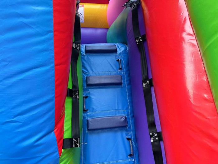 Надувная горка "Супергерои" 5*5*3,4 м 