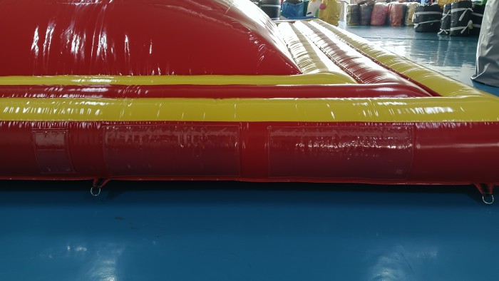 Надувная гора "Аэромат" 10*10*2 м