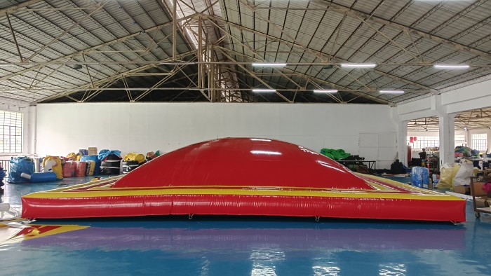 Надувная гора "Аэромат" 10*10*2 м