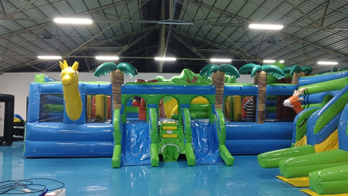 Надувной аквапарк "Пристань Тропики большая" 28*15*8,6 м