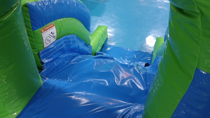 Надувной аквапарк "Пристань Тропики большая" 28*15*8,6 м