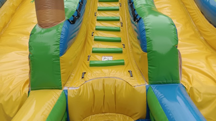 Надувной аквапарк "Пристань Тропики большая" 28*15*8,6 м