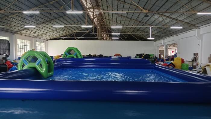 Надувной аквапарк "Пристань Тропики большая" 28*15*8,6 м