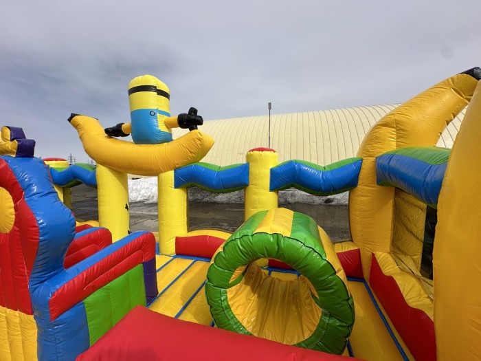 Надувной батут "Бананас" 12*10*8 м