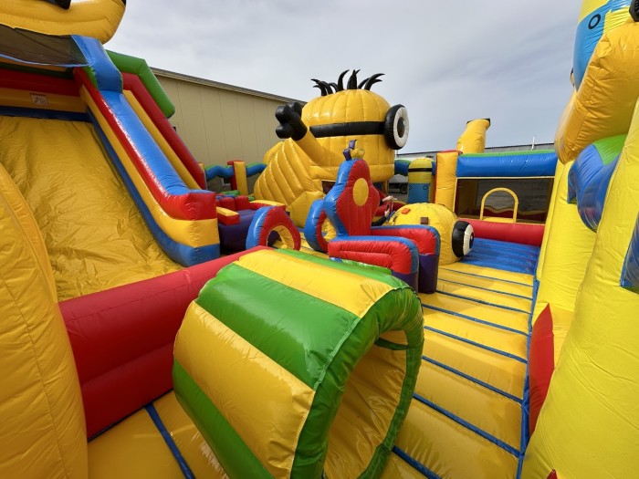 Надувной батут "Бананас" 12*10*8 м